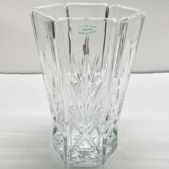 24 % Lead Crystal Hexagon Vase - Picture 7 of 7